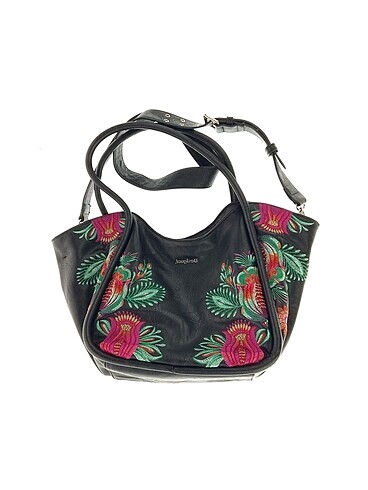 Desigual Kol Çantası %70 İndirimli.