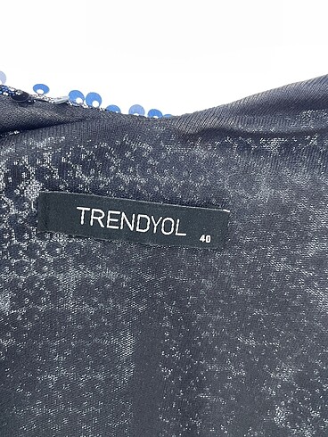 40 Beden siyah Renk Trendyol & Milla Bluz %70 İndirimli.