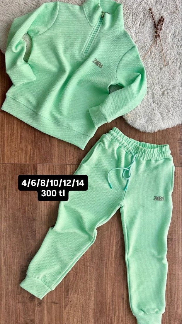 Kız Çocuk Pembe Örgü Sweatshirt ve Eşofman Takımı - Görsel 3