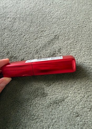  Beden L'Oréal Paris Skin Ink fondöten