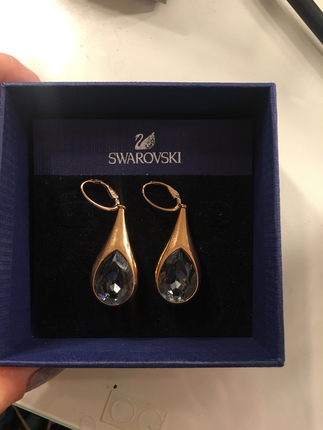 Swarovski küpe