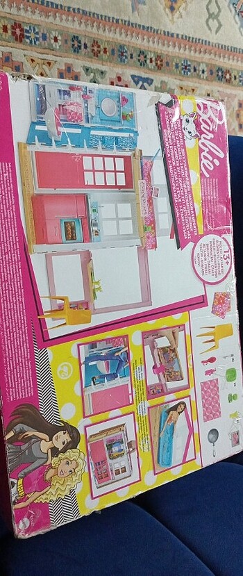 Barbie Barbie evi