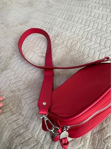  Beden Stradivarius çanta