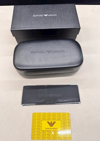 Emporio Armani Kadın Altın Gözlük Kutusu