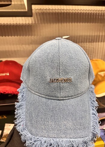 Beden Kırmızı Süet Kadın Şapka - JACQUEMUS