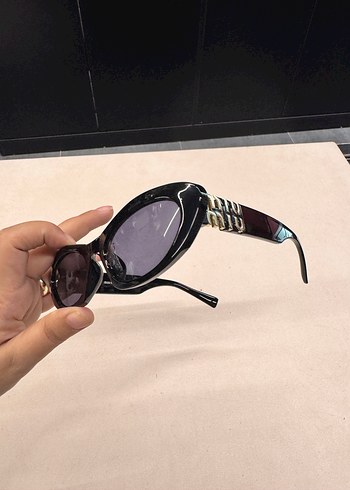 Miu Miu Siyah Transparan Gotik Kadın Güneş Gözlüğü