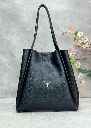 Prada Siyah Deri Kadın Çanta