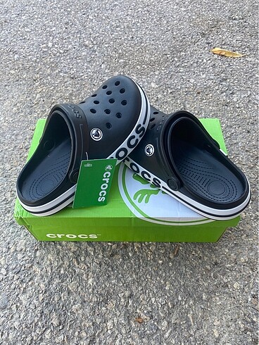 39 Beden siyah Renk CROCS TERLİK