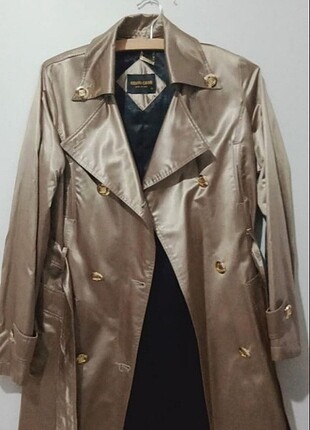 m Beden Trenchcoat