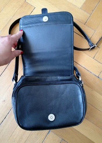 Zara Siyah Gerçek Deri Çanta