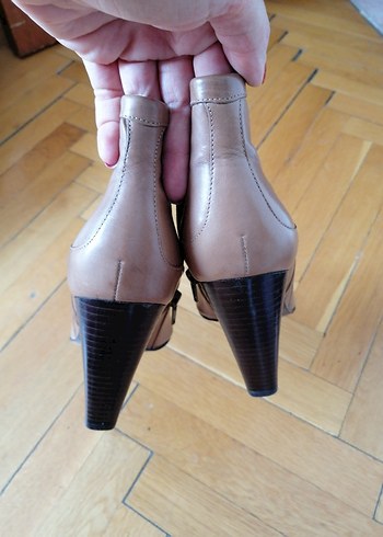 37,5 Beden Guess Deri Bot