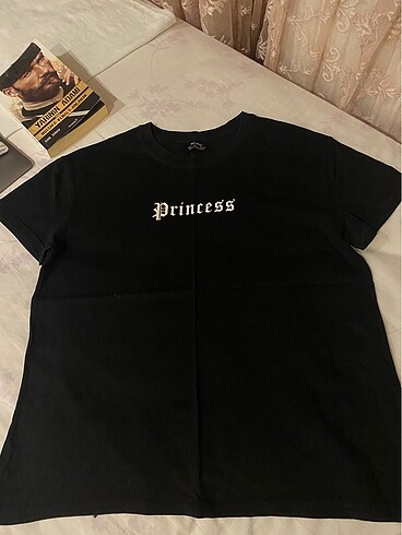 bershka princess tisort