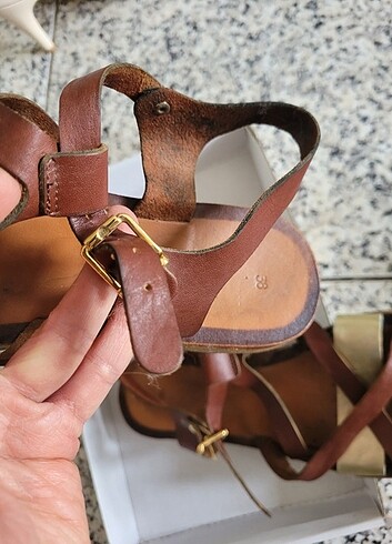 Diğer Kahverengi, deri sandalet 38 numara