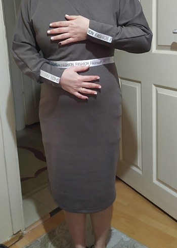 Gri V Yaka Kemerli Hamile Elbisesi - Görsel 2