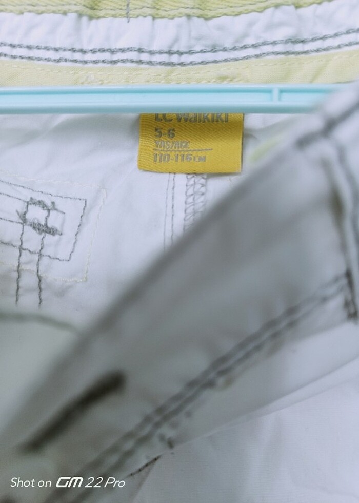 Beyaz şort - Görsel 3