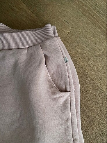 Pembe eşofman takımı