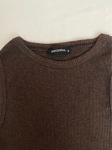 s Beden Halter yaka crop