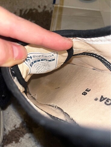38 Beden Siyah pullu superga