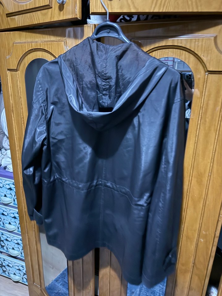 Deri Siyah Kemerli Kadın Ceket - Görsel 3