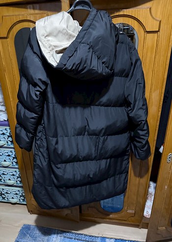 Siyah Kapüşonlu Midi Kadın Kışlık Mont - Görsel 2