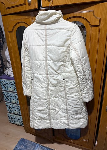 Düğmeli Beyaz Kadın Kışlık Midi Mont - Görsel 2