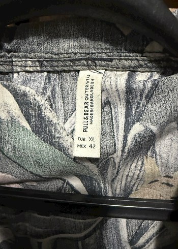 Çiçek Desenli Kapüşonlu Gri Kadın Ceket - Görsel 2