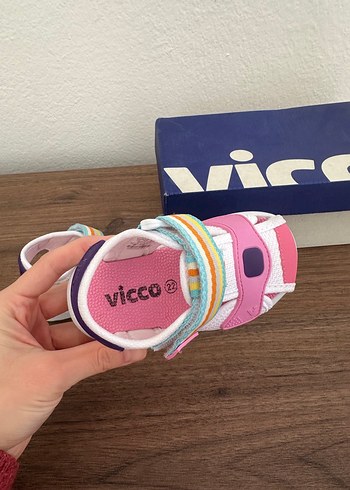 22 Beden Vicco Kız Çocuk sandalet