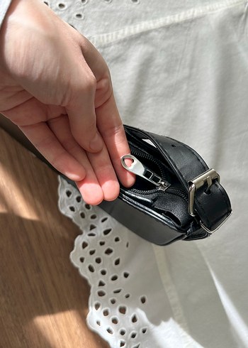  Beden siyah Renk Siyah Deri Minimalist Kemerli Kadın Çanta