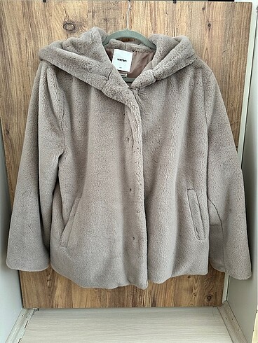 Koton kapüşonlu peluş mont