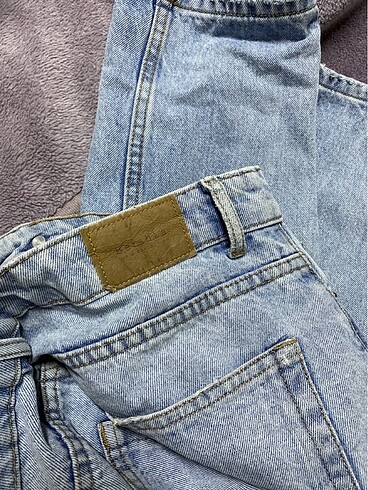 38 Beden bershka mom jean