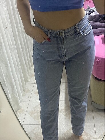 38 Beden mavi Renk bershka mom jean