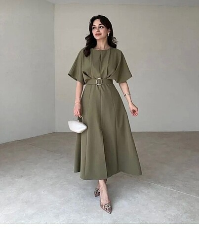 Yeşil midi elbise