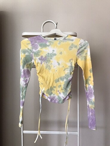 #H&M renkli swethshirt