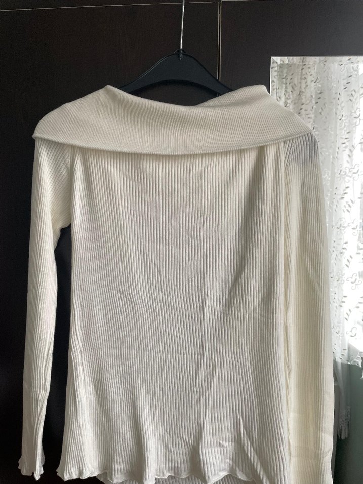 Beyaz Balıkçı Yaka Piliseli Kadın Triko - Görsel 3