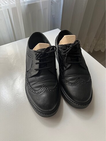 Derimod oxford