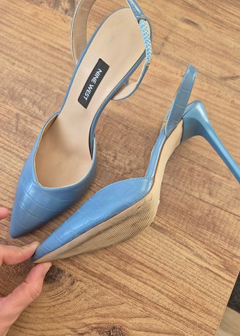 Nine West 37