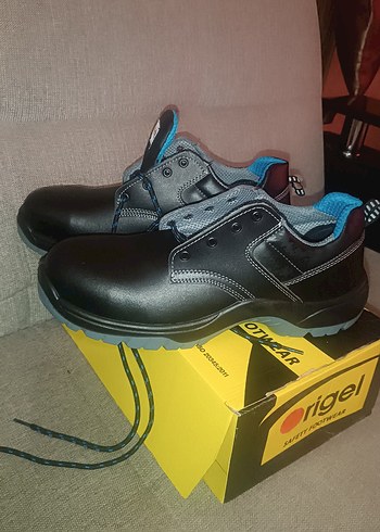 Siyah Bağcıklı Erkek Kauçuk Bot - Görsel 3