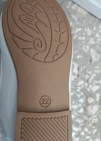 Beyaz Kız Çocuk Tokalı Babet - Görsel 4