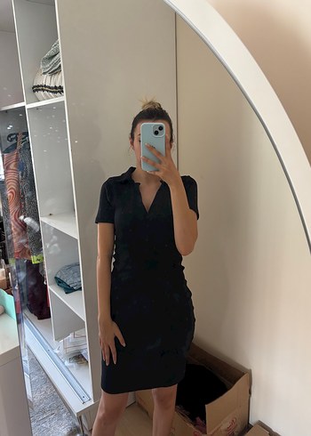 V Yaka Siyah Midi İş Elbisesi