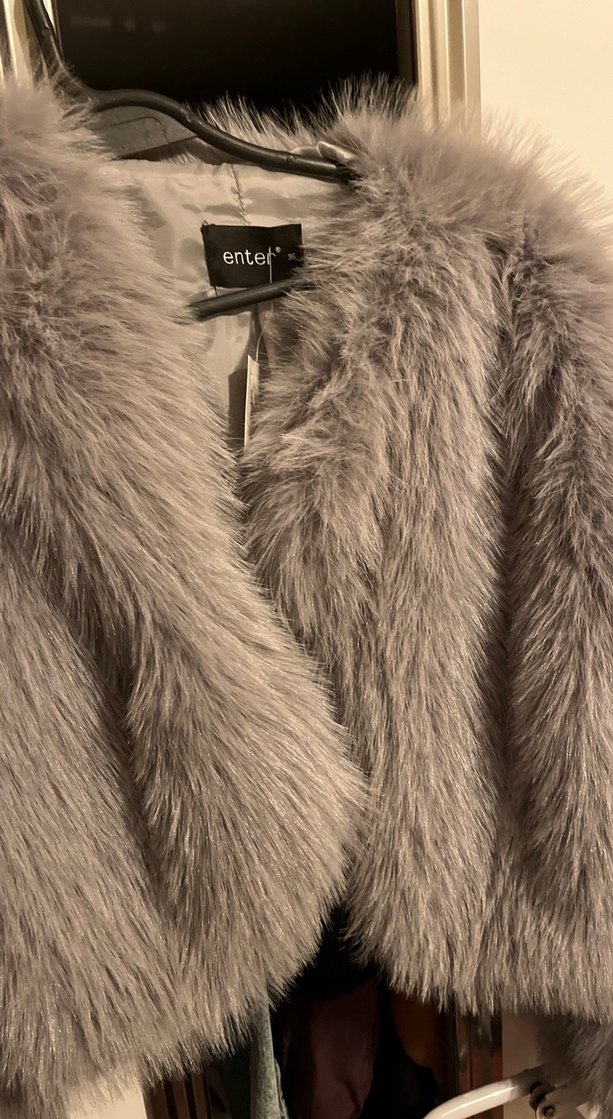 gri kürk - Görsel 4