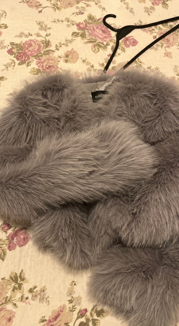 gri kürk - Görsel 5