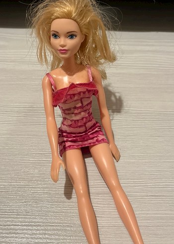 Parlak Pembe Elbiseli Bebek - Görsel 2