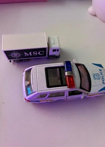 Renkli Polis ve MSC Oyuncak Arabalar - Görsel 2
