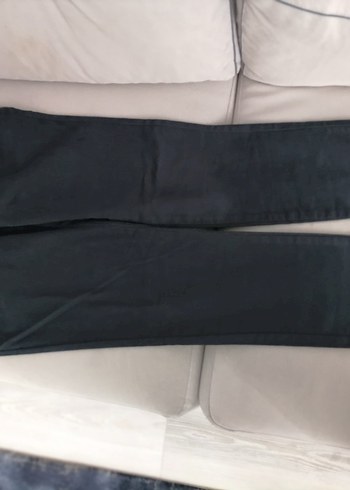Erkek Çocuk Siyah Kemerli Denim Pantolon