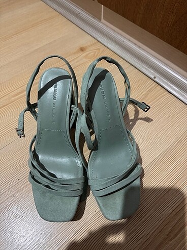 Pull and Bear Pull&bear topuklu sandalet