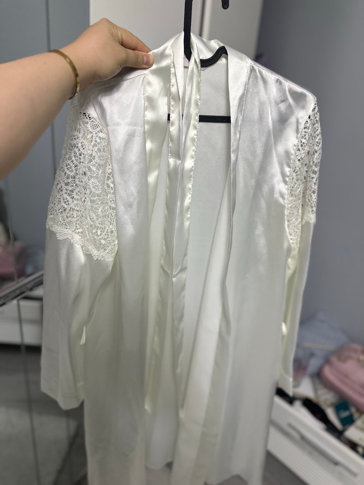 Sabahlık ve gecelik ikili takım Piere carden - Görsel 2