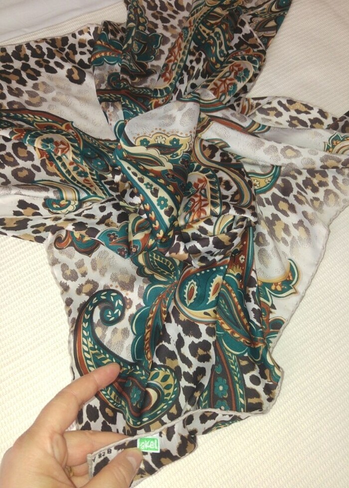 Akel ipek esarp - Görsel 2