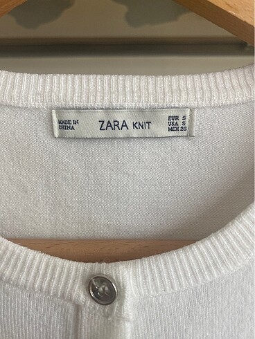 Zara Beyaz Hırka - Görsel 2