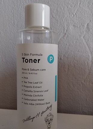 Village 11 Factory 5 Skin Formula Toner 