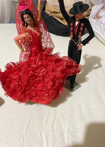 Şahane İspanyol dansçı ikili.. antikadır